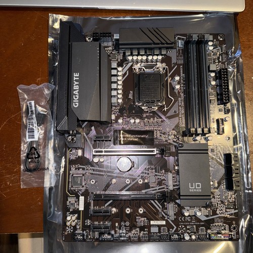 Gigabyte z490 motherboard - gigabyte,
